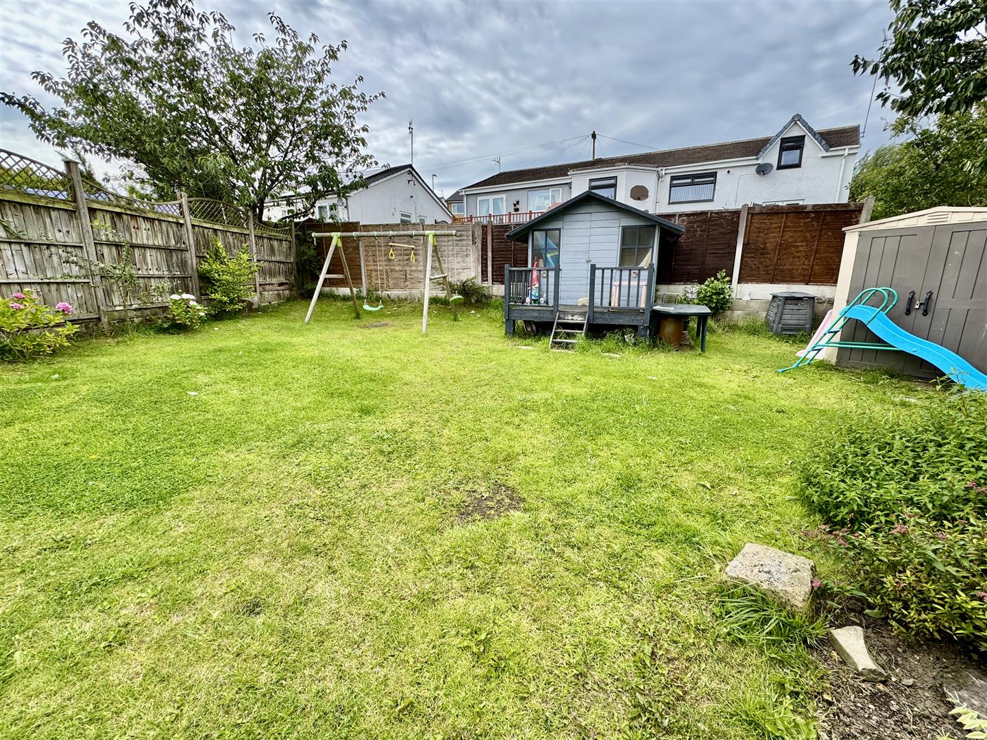 2 bed cottage for sale in Lane Ends, Oakworth  - Property Image 14