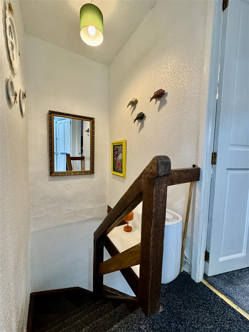 2 bed cottage for sale in Lane Ends, Oakworth  - Property Image 12