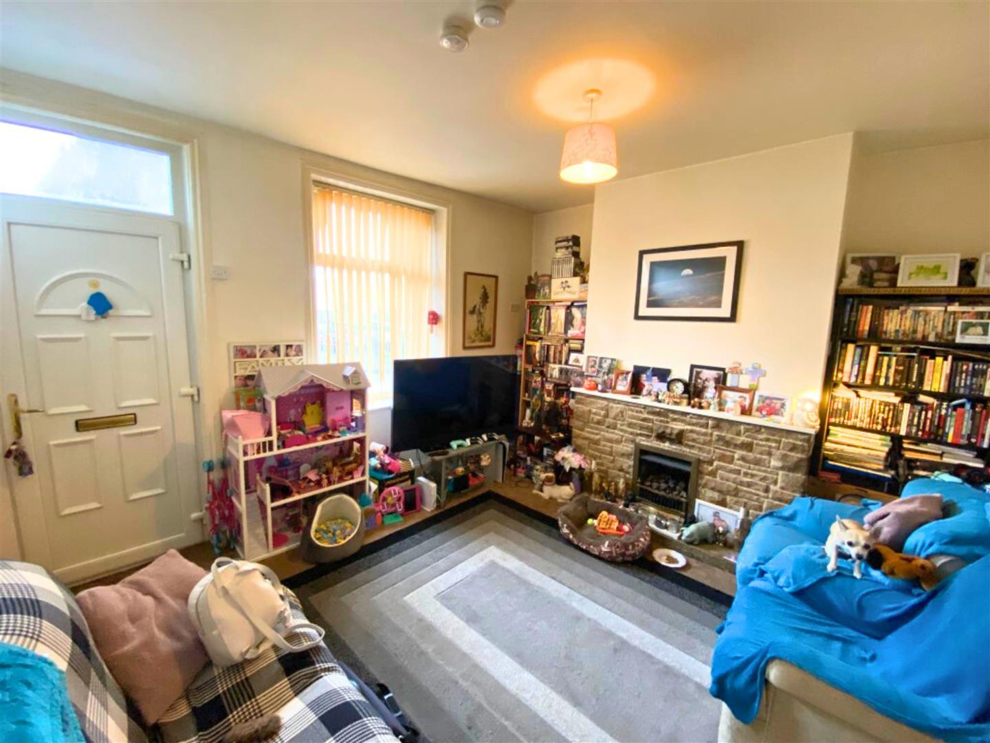 2 bed terraced house for sale in Rawling Street, Keighley  - Property Image 2