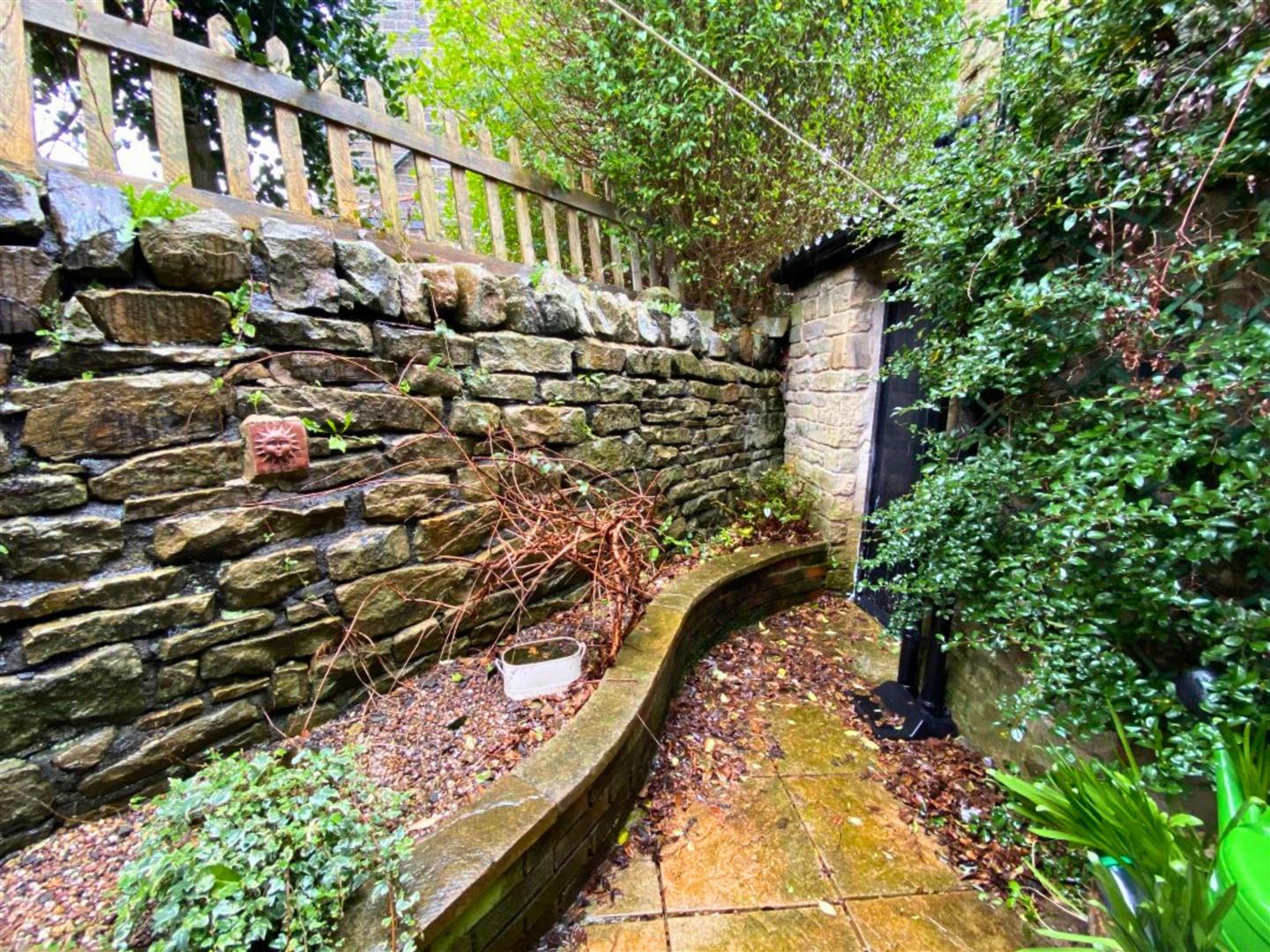 3 bed detached house for sale in Bolton Road, Silsden  - Property Image 12