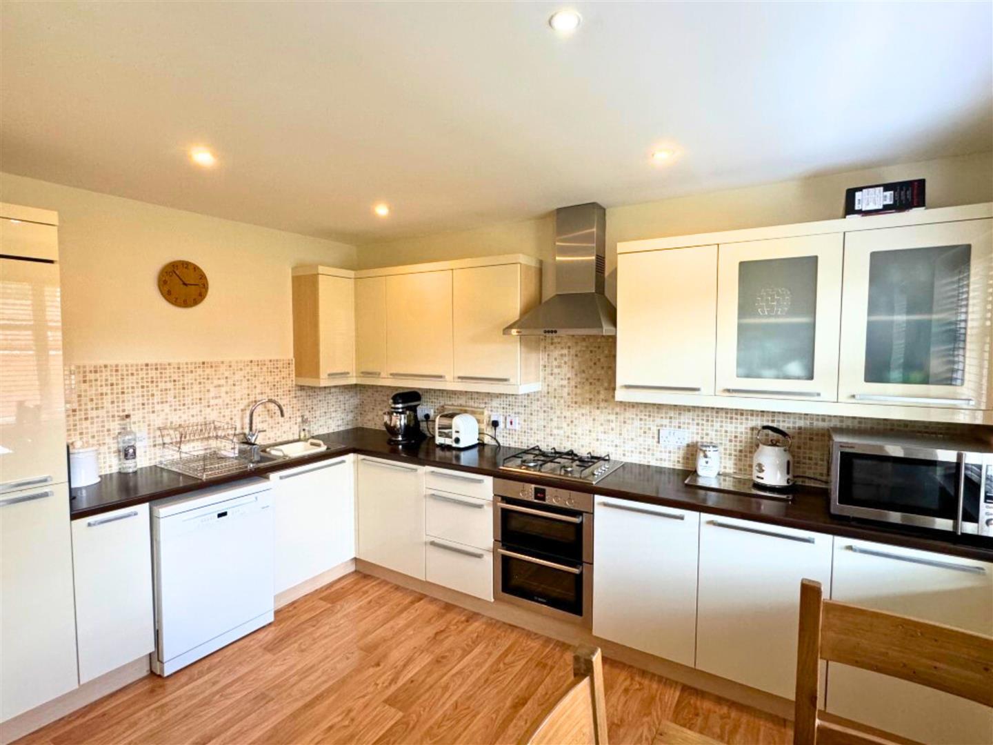 4 bed town house for sale in St. Martins Field, Otley  - Property Image 3