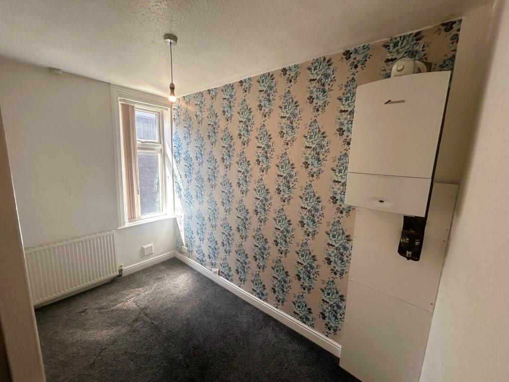 3 bed end of terrace house for sale in Bronte Street, Keighley  - Property Image 5