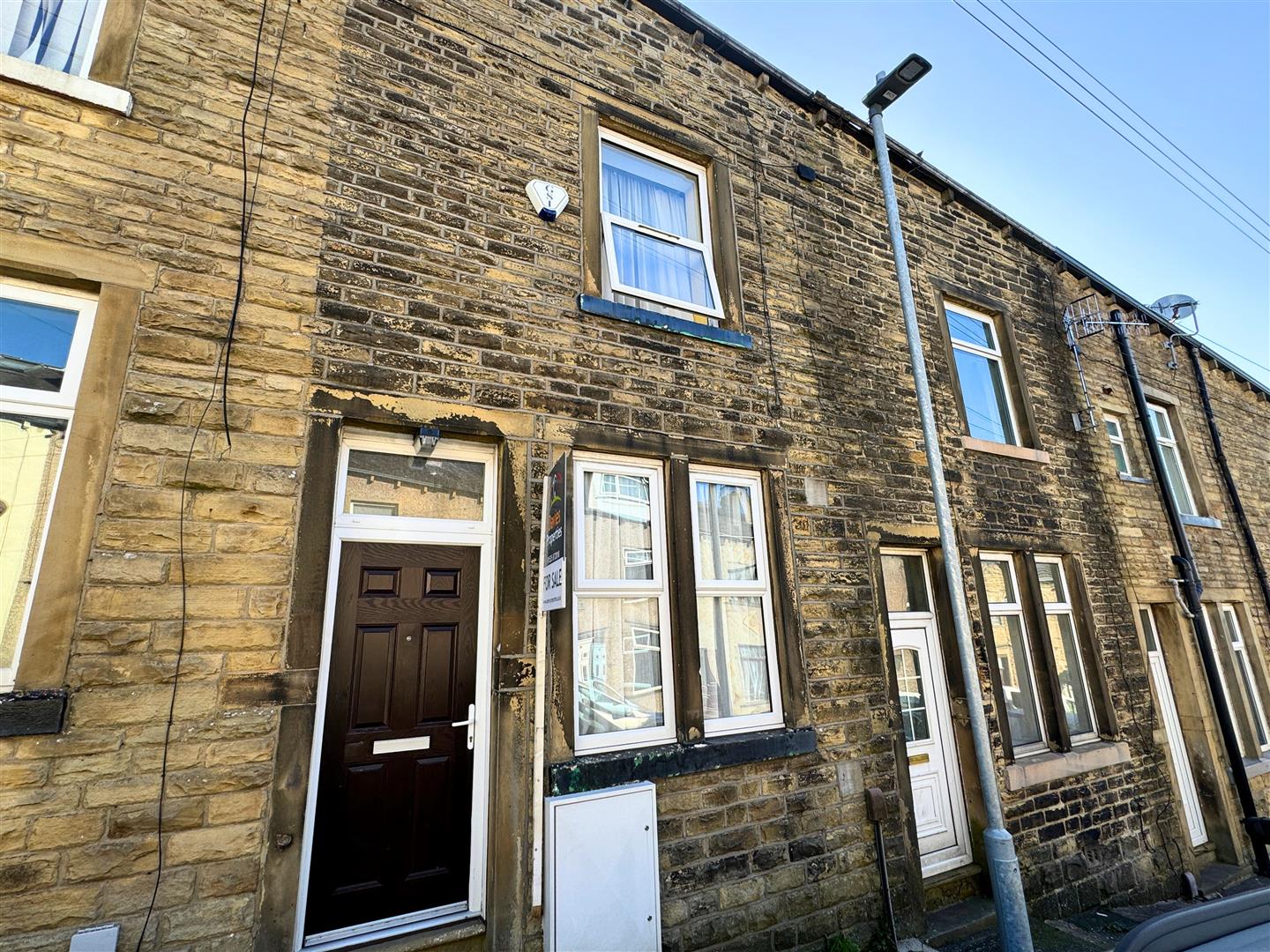 3 bed terraced house for sale in Edensor Road, Keighley  - Property Image 1