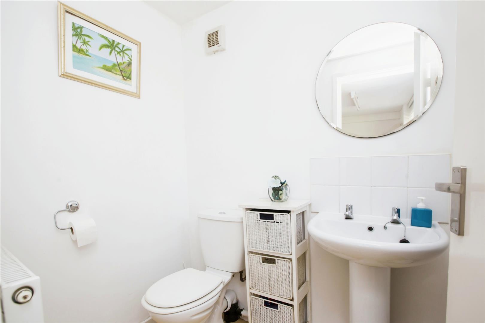 3 bed terraced house for sale in Halifax Road, Cullingworth  - Property Image 13