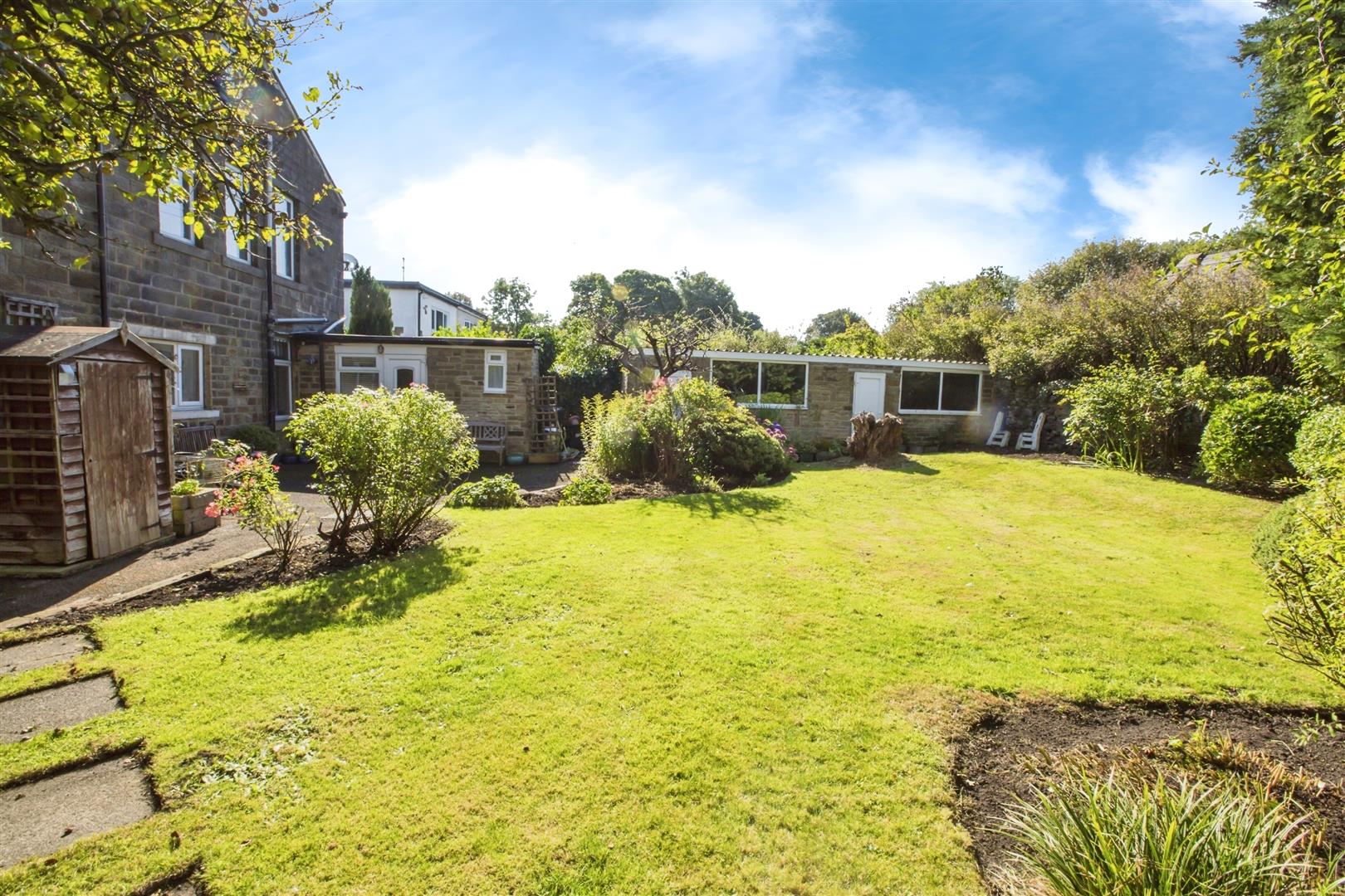 3 bed terraced house for sale in Halifax Road, Cullingworth  - Property Image 3