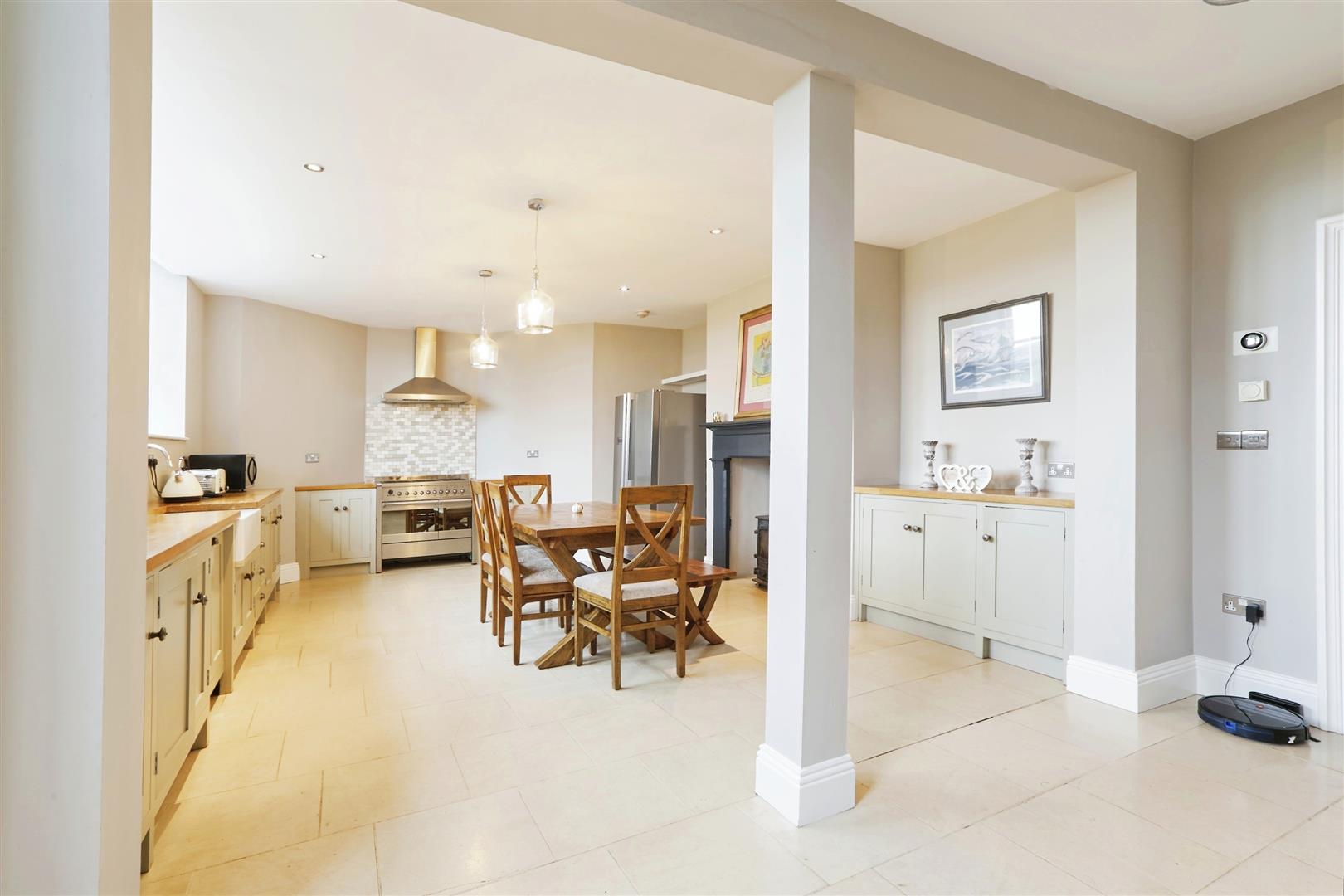 6 bed semi-detached house for sale in Spring Gardens Lane, Keighley, BD20 6LS 7