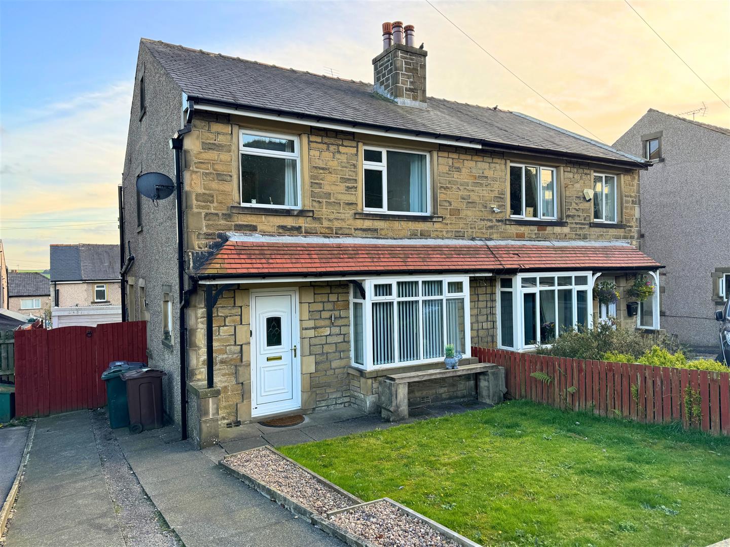 3 bed semi-detached house to rent in Moorcroft Avenue, Oakworth  - Property Image 1