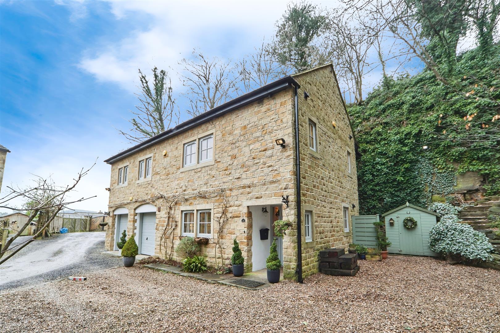 4 bed detached house for sale in High Cote, Keighley  - Property Image 27