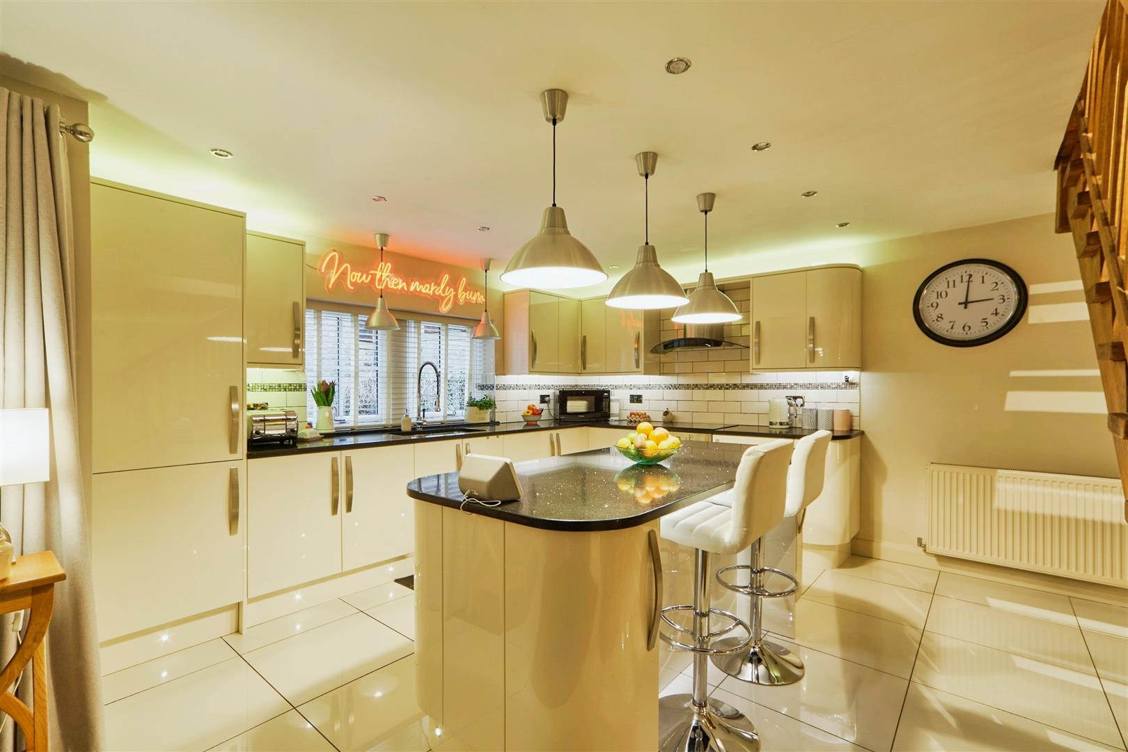 4 bed detached house for sale in High Cote, Keighley  - Property Image 3