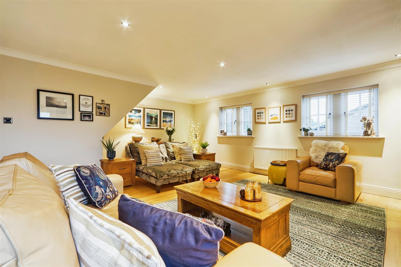 4 bed detached house for sale in High Cote, Keighley  - Property Image 14