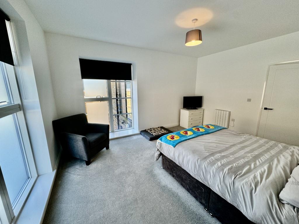 2 bed apartment for sale in River View, Haworth  - Property Image 7