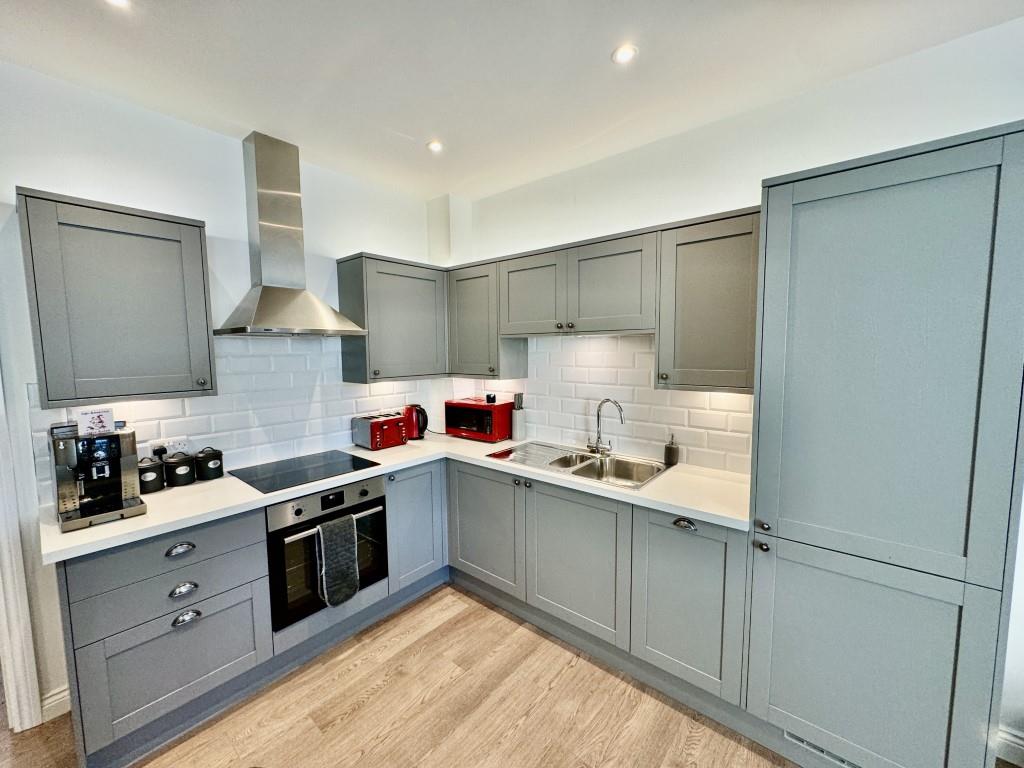 2 bed apartment for sale in River View, Haworth  - Property Image 3