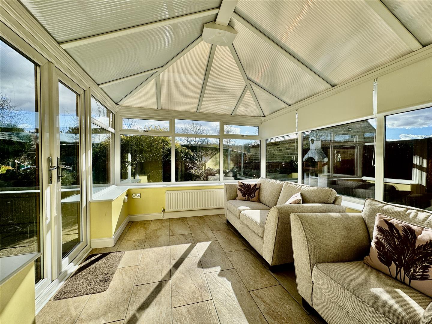 3 bed detached house for sale in Halifax Road, Cullingworth  - Property Image 3