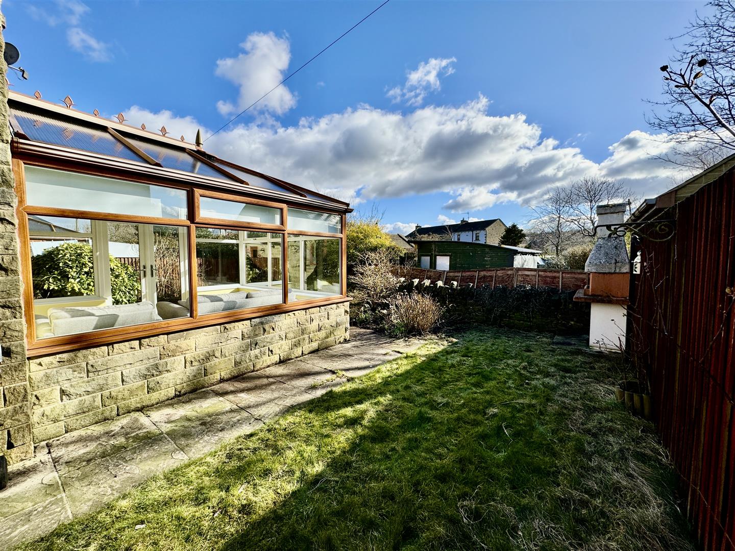 3 bed detached house for sale in Halifax Road, Cullingworth  - Property Image 14