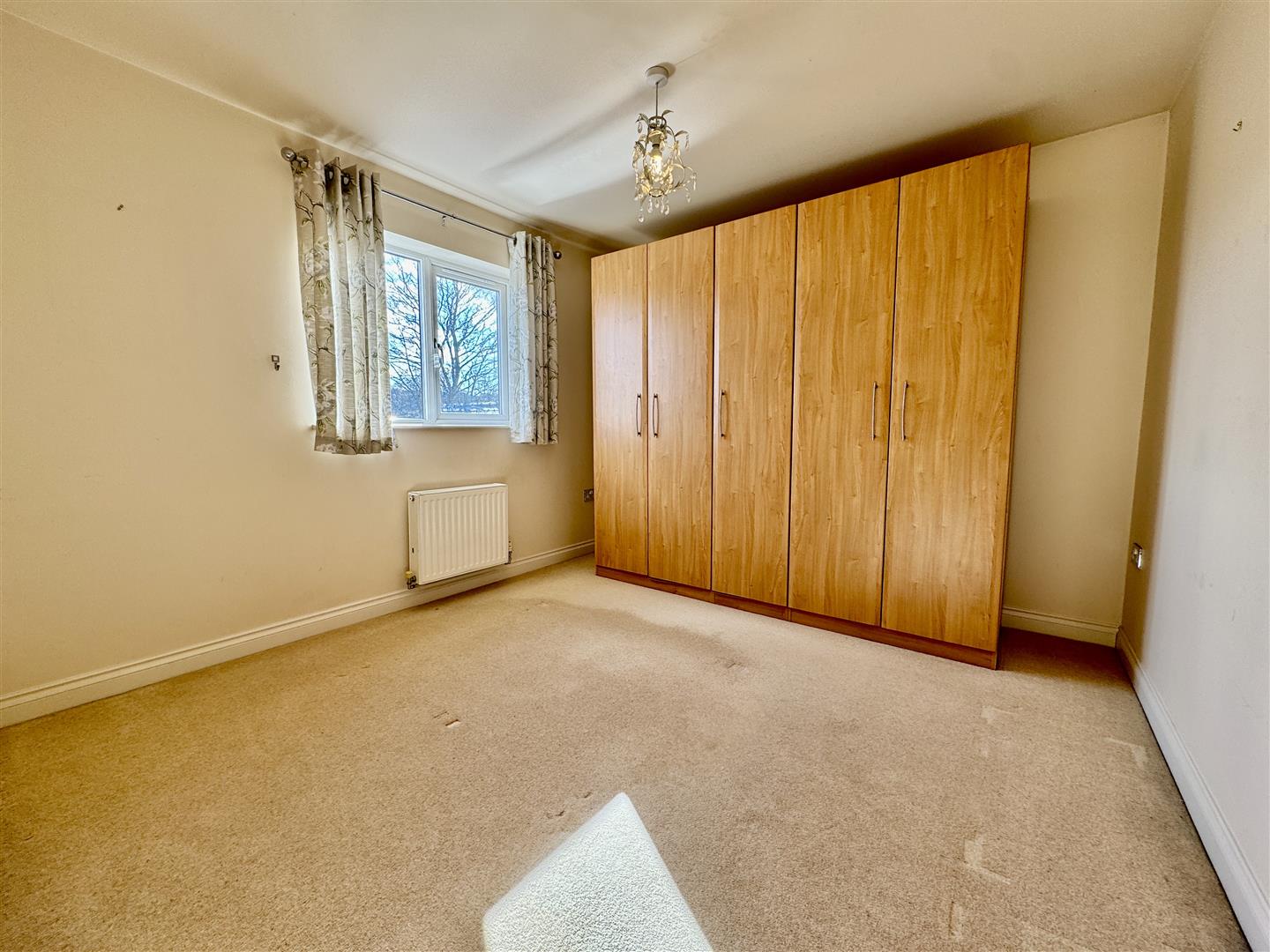 3 bed detached house for sale in Halifax Road, Cullingworth  - Property Image 10