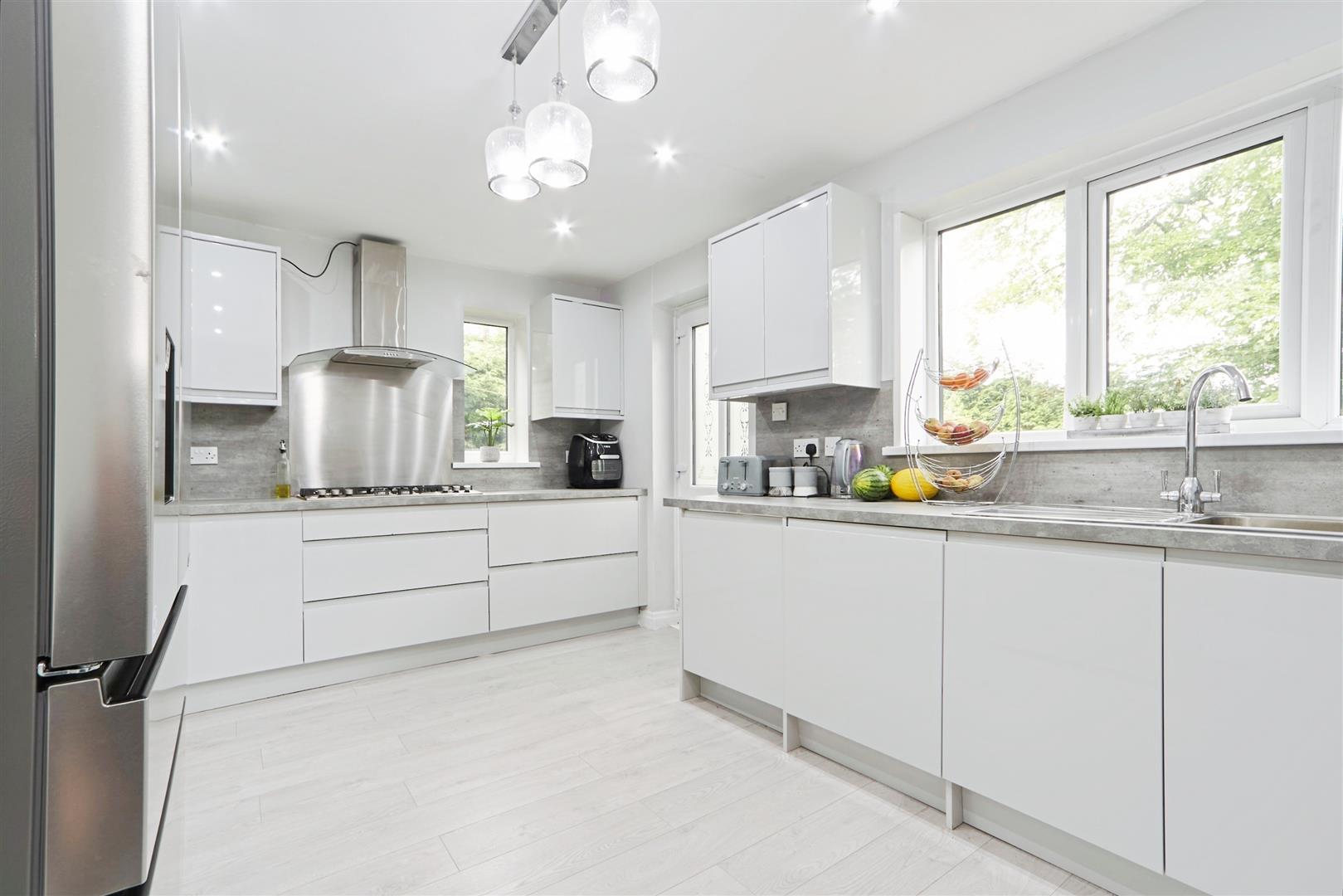 4 bed detached house for sale in Woodside, Keighley  - Property Image 2