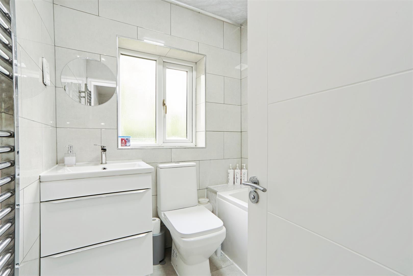 4 bed detached house for sale in Woodside, Keighley  - Property Image 10