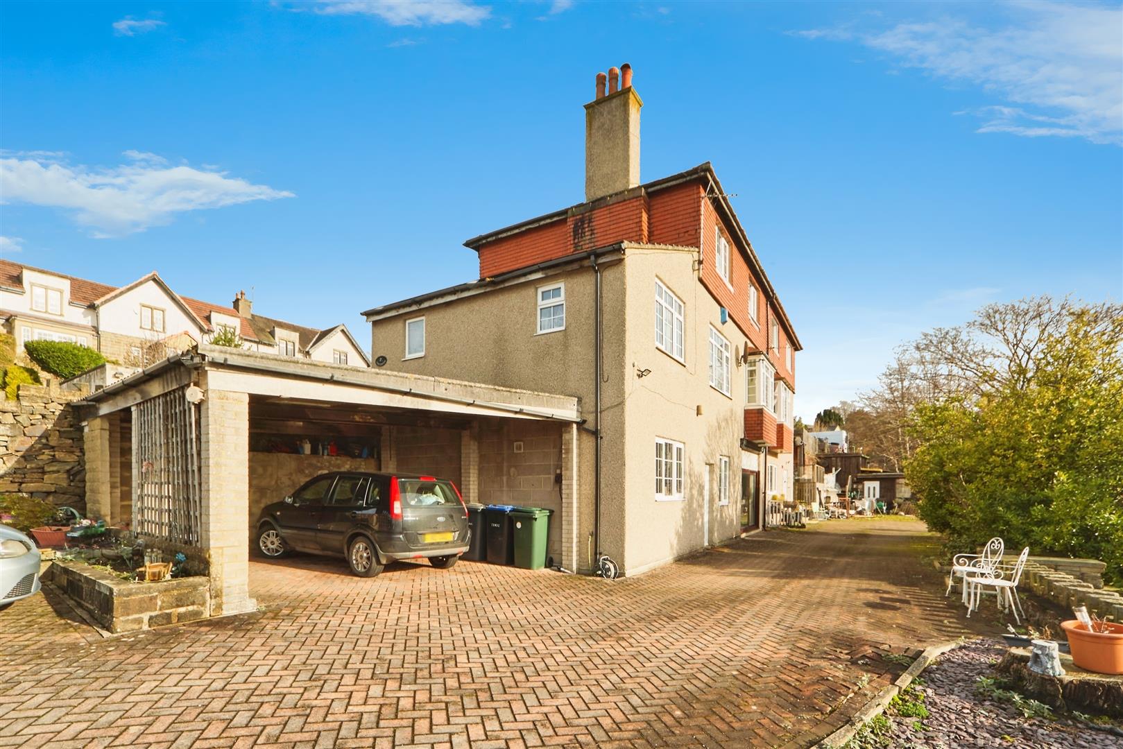 5 bed semi-detached house for sale in St. Marys Road, Keighley  - Property Image 14
