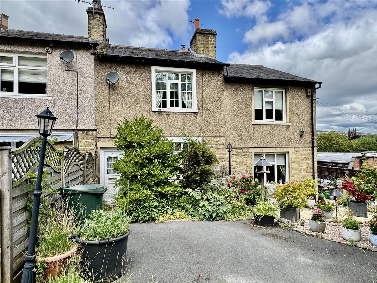 2 bed terraced house for sale in Haincliffe Place, Keighley, BD21