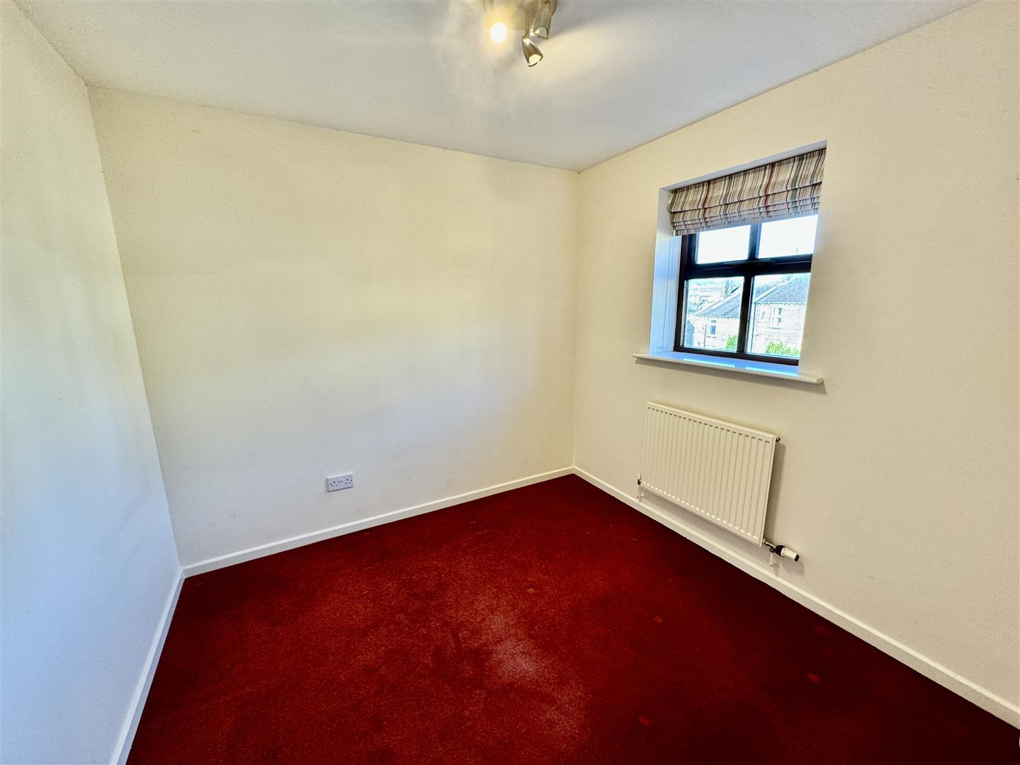 3 bed town house for sale in Bilberry Rise, Keighley  - Property Image 9