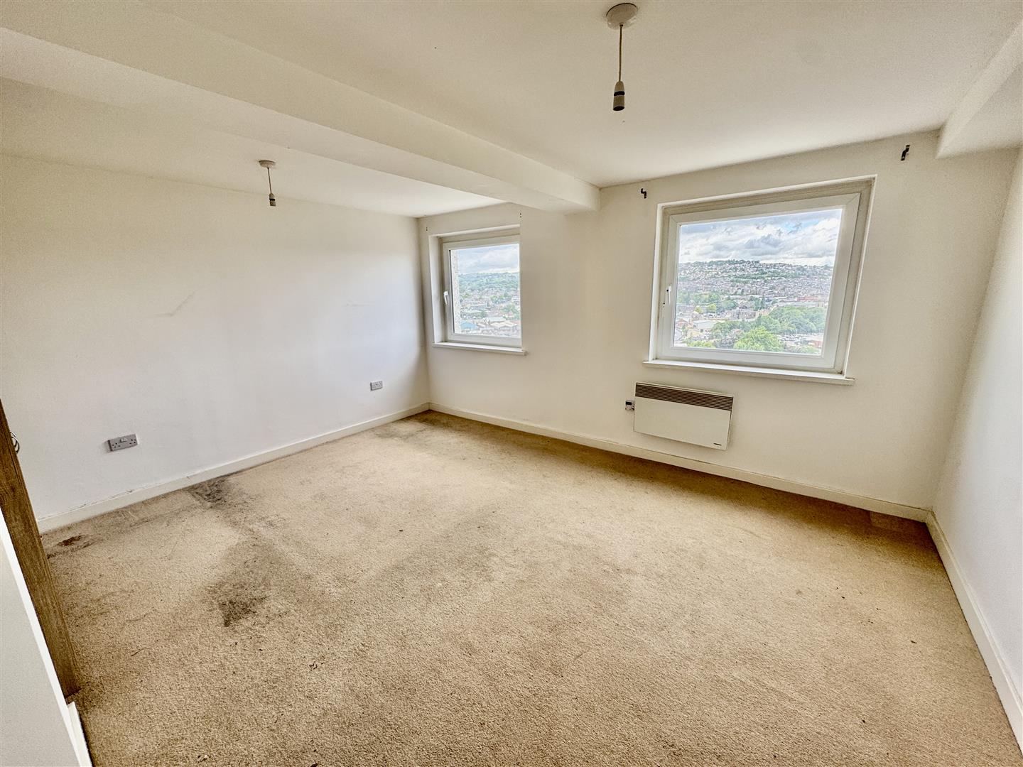 2 bed flat for sale in Bentley Court, Parkwood Rise, Keighley, BD21 4RG 3