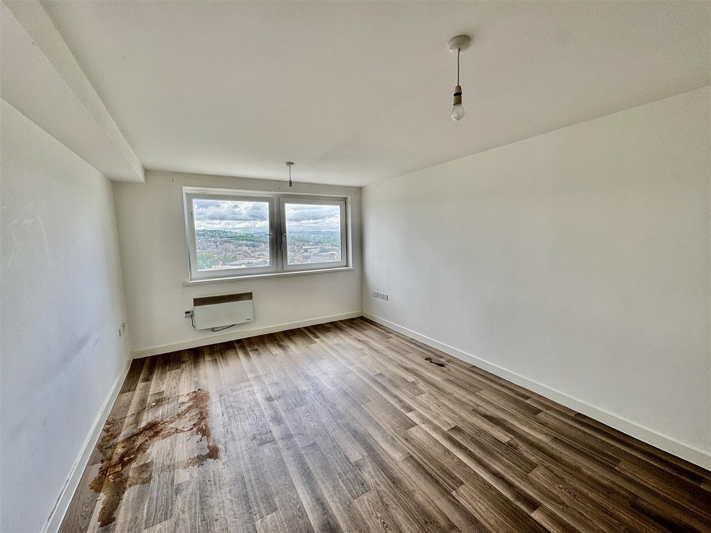 2 bed flat for sale in Bentley Court, Parkwood Rise, Keighley, BD21 4RG 2