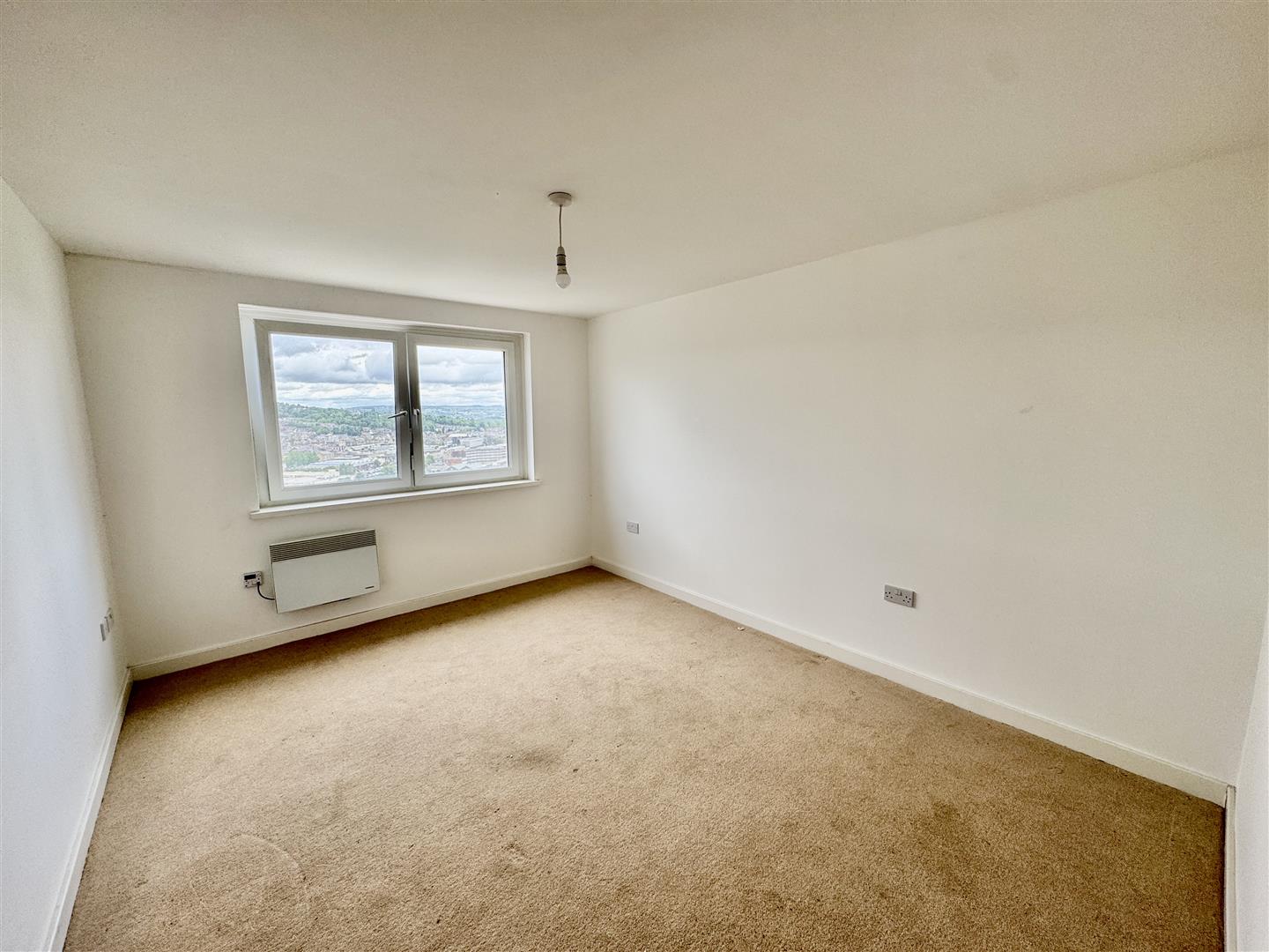 2 bed flat for sale in Bentley Court, Parkwood Rise, Keighley, BD21 4RG 4