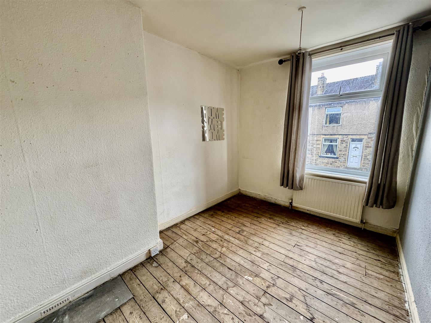 3 bed terraced house for sale in Mannville Grove, Keighley, BD22 6AE  - Property Image 6
