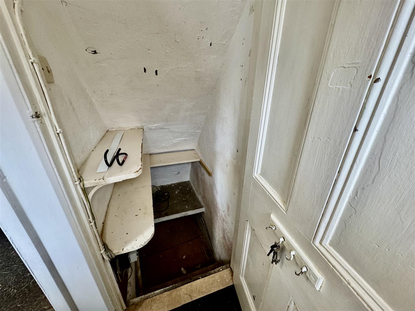 3 bed terraced house for sale in Mannville Grove, Keighley, BD22 6AE  - Property Image 4