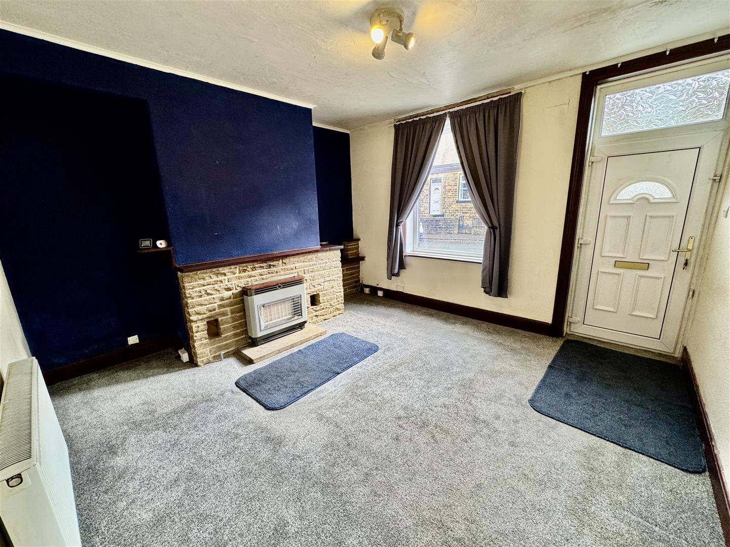 3 bed terraced house for sale in Mannville Grove, Keighley, BD22 6AE  - Property Image 2