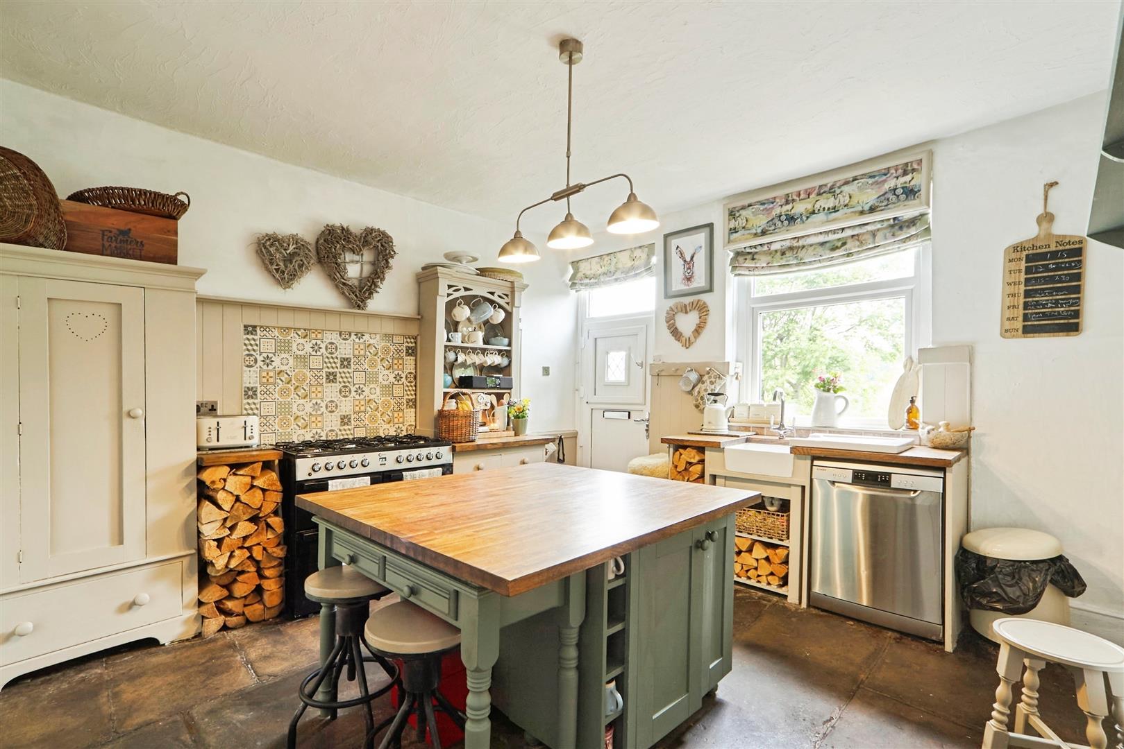 2 bed terraced house for sale in Jay Street, Haworth, BD22 8RJ 1