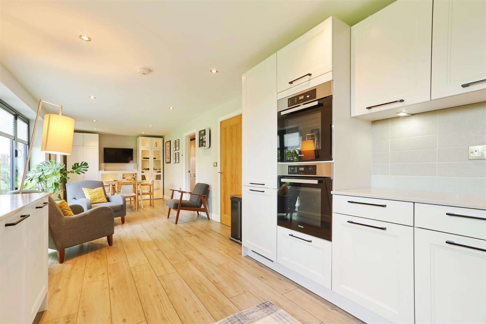 4 bed detached house to rent in St. Johns Croft, Keighley  - Property Image 6