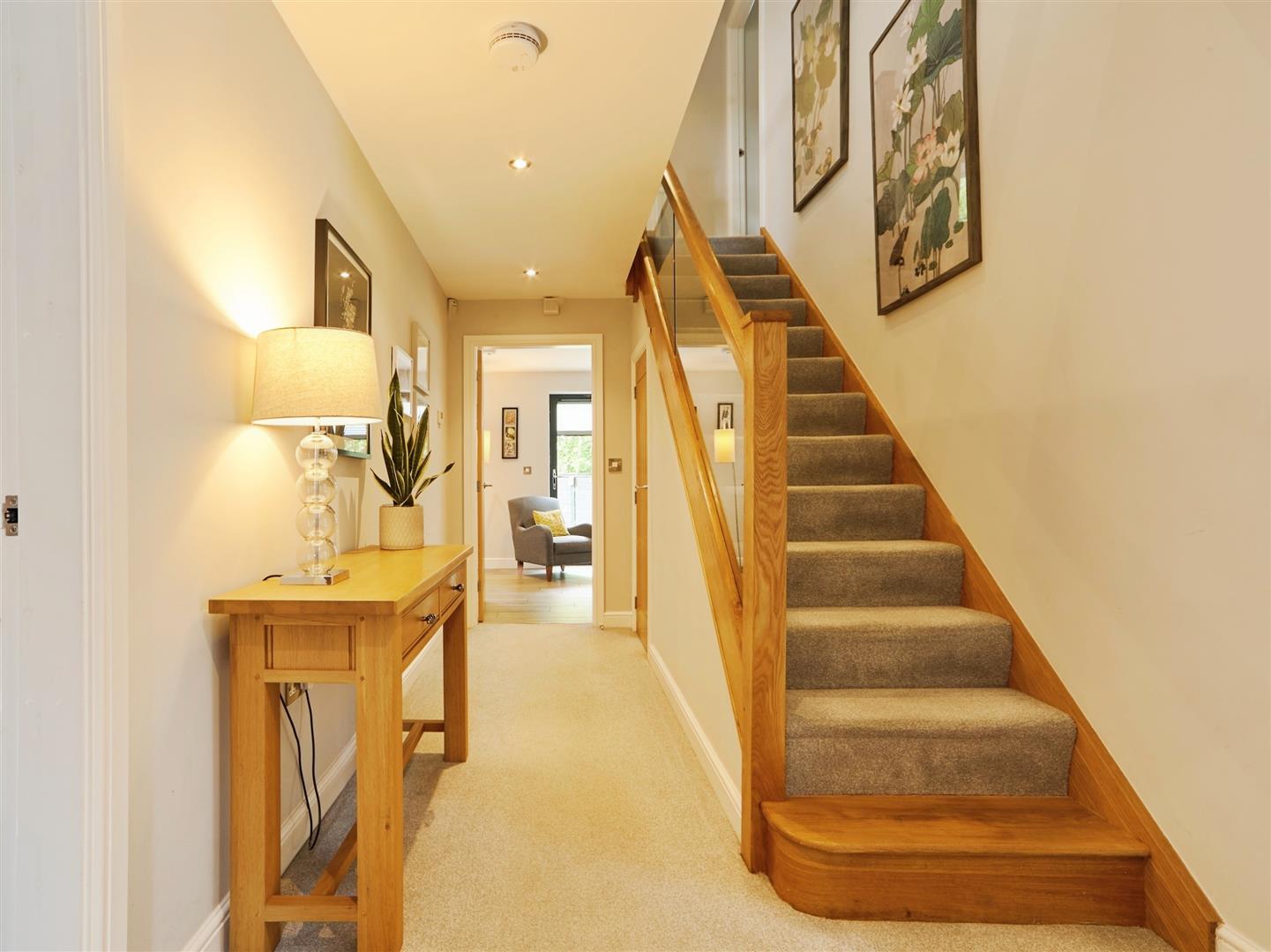 4 bed detached house to rent in St. Johns Croft, Keighley  - Property Image 3
