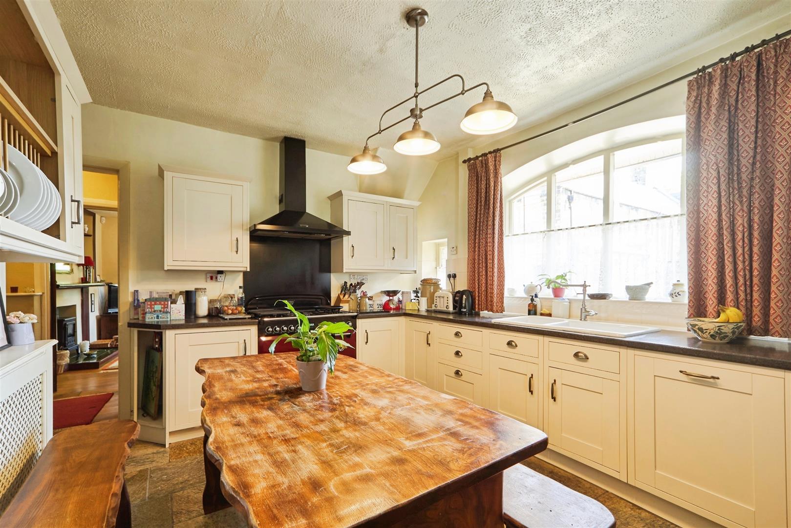 4 bed semi-detached house for sale in High Spring Gardens Lane, Keighley  - Property Image 3