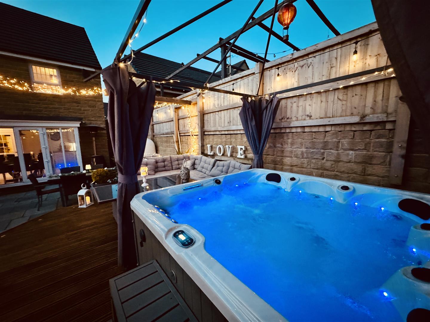 4 bed detached house for sale in The Brow, Cullingworth  - Property Image 25