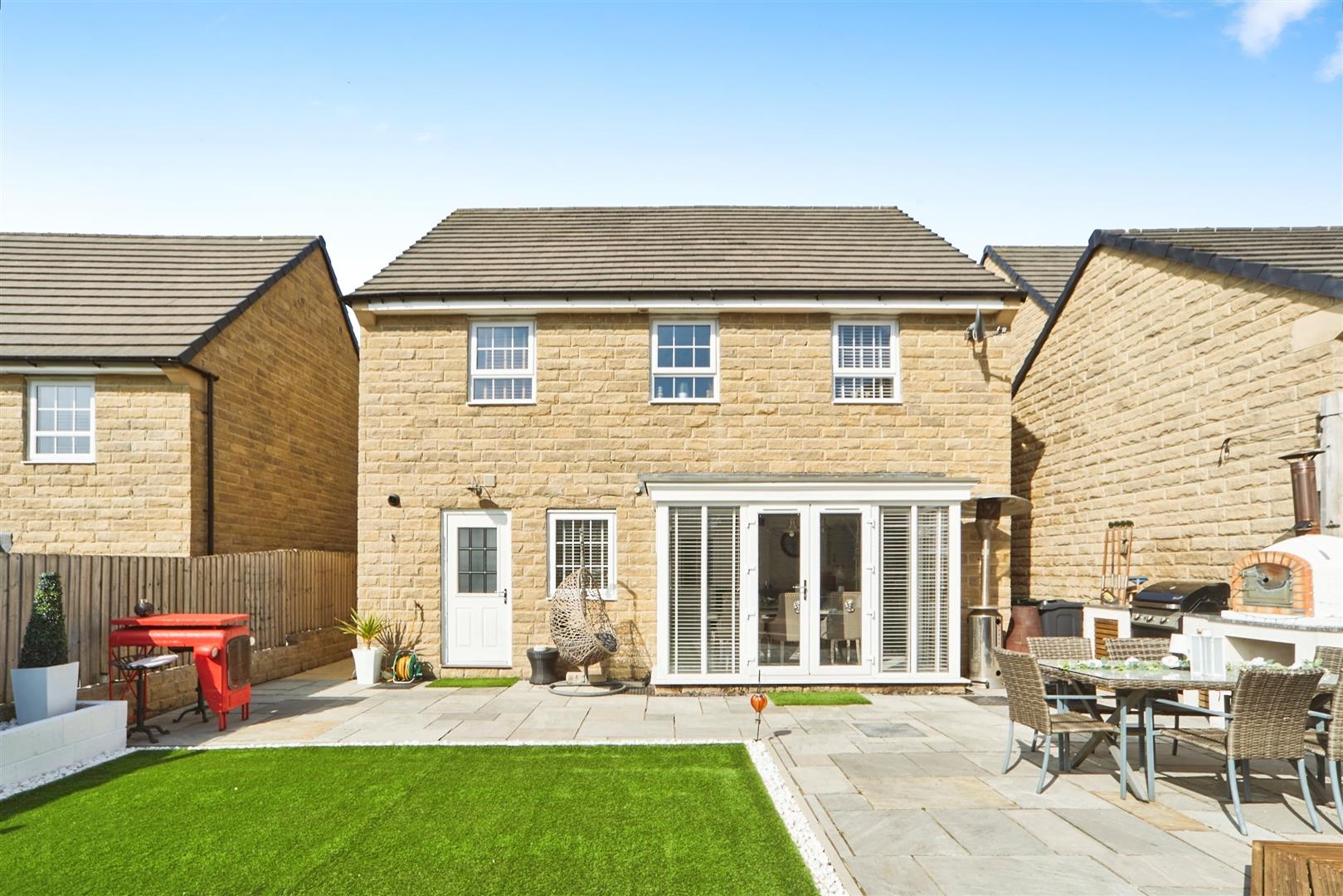 4 bed detached house for sale in The Brow, Cullingworth  - Property Image 17