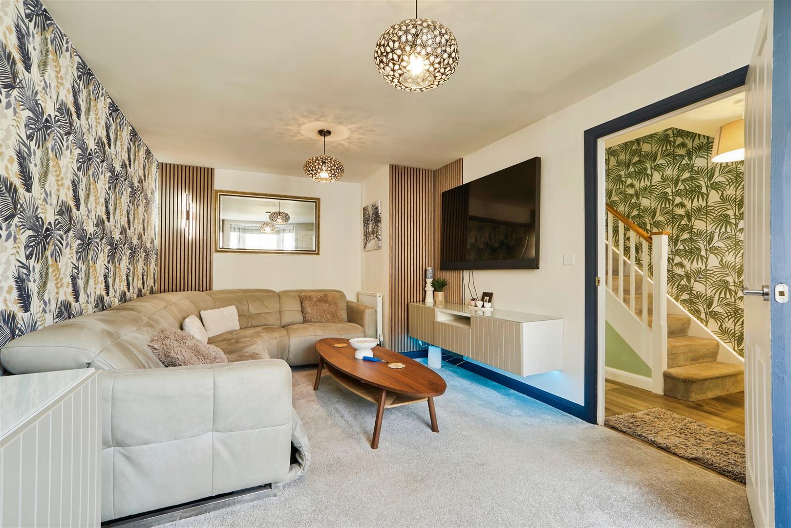 4 bed detached house for sale in The Brow, Cullingworth  - Property Image 4