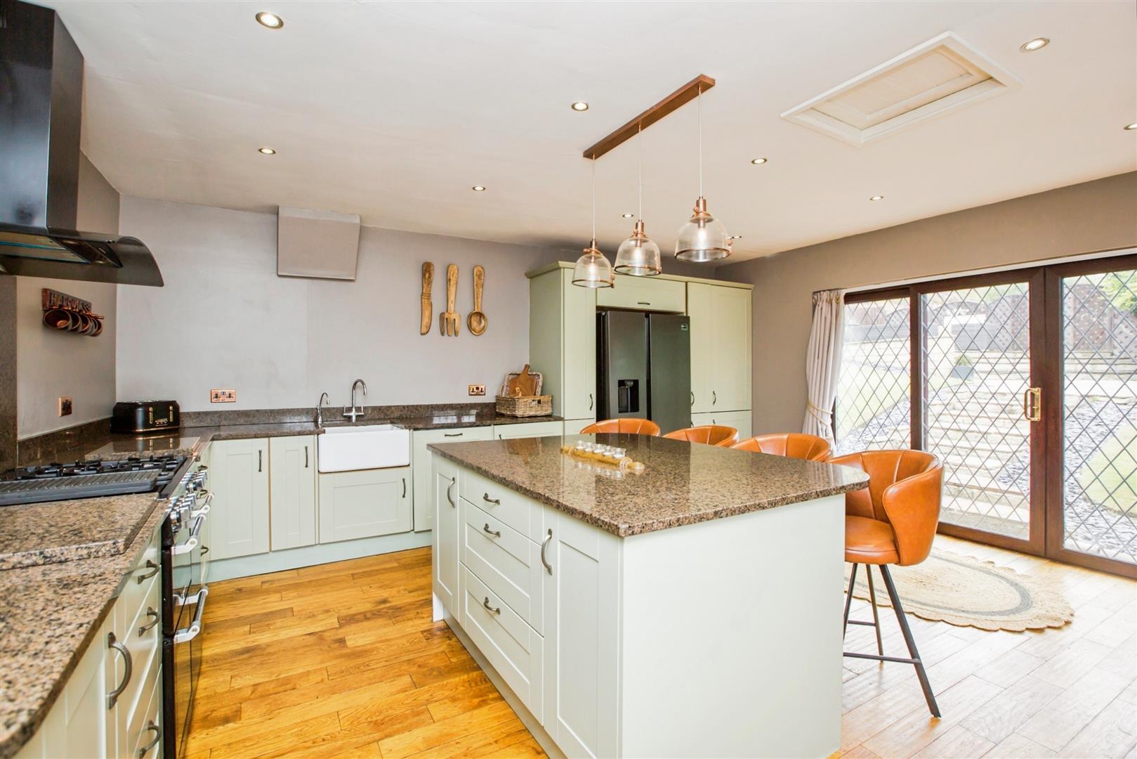 4 bed detached bungalow for sale in Ogden Crescent, Denholme, Bradford, BD13 4LD 5