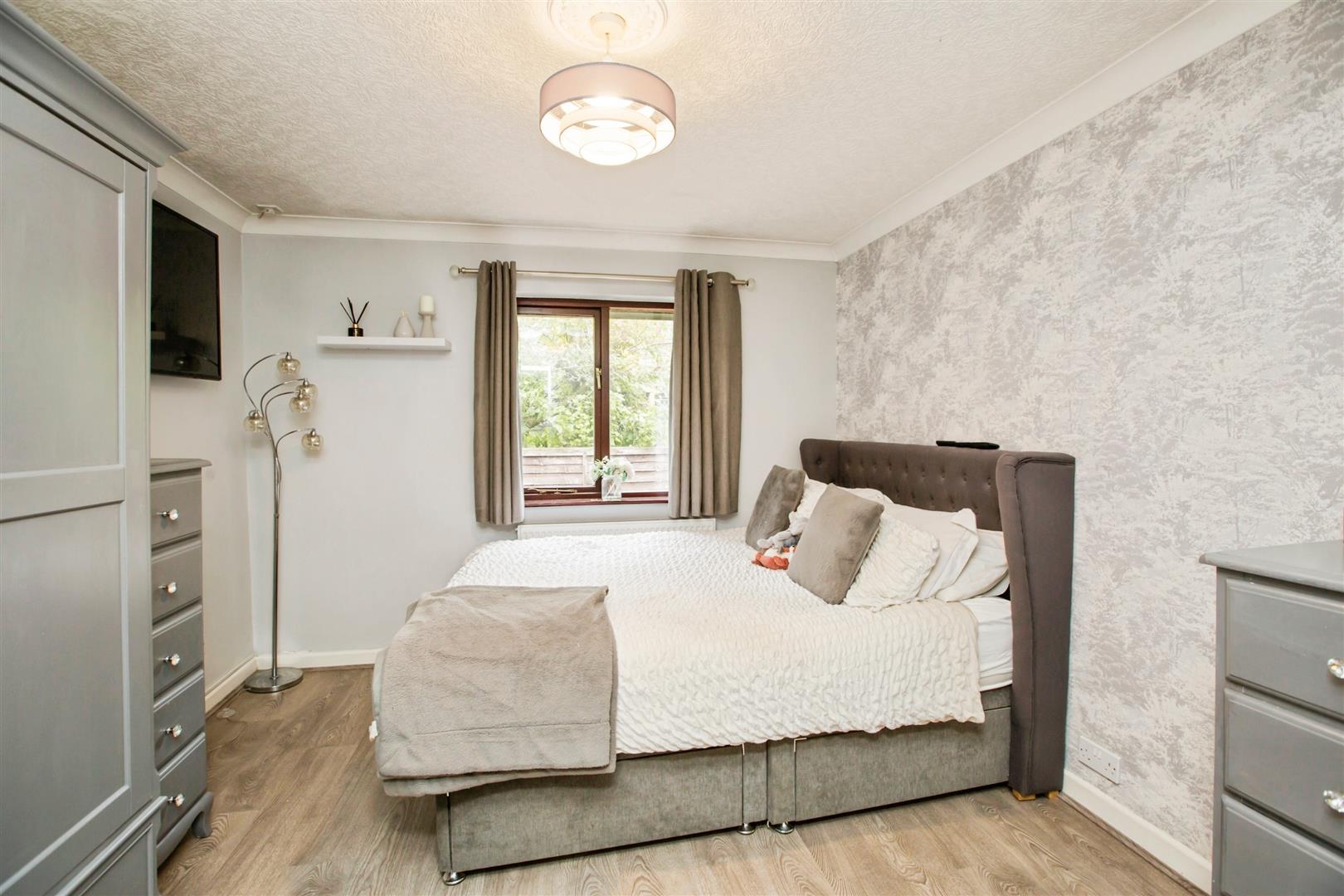 4 bed detached bungalow for sale in Ogden Crescent, Denholme, Bradford, BD13 4LD 13