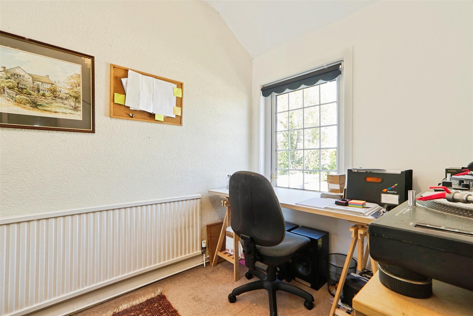 2 bed terraced house for sale in Ash Grove, Bingley  - Property Image 8