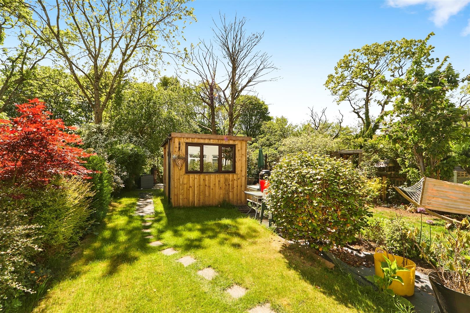 2 bed terraced house for sale in Ash Grove, Bingley  - Property Image 12