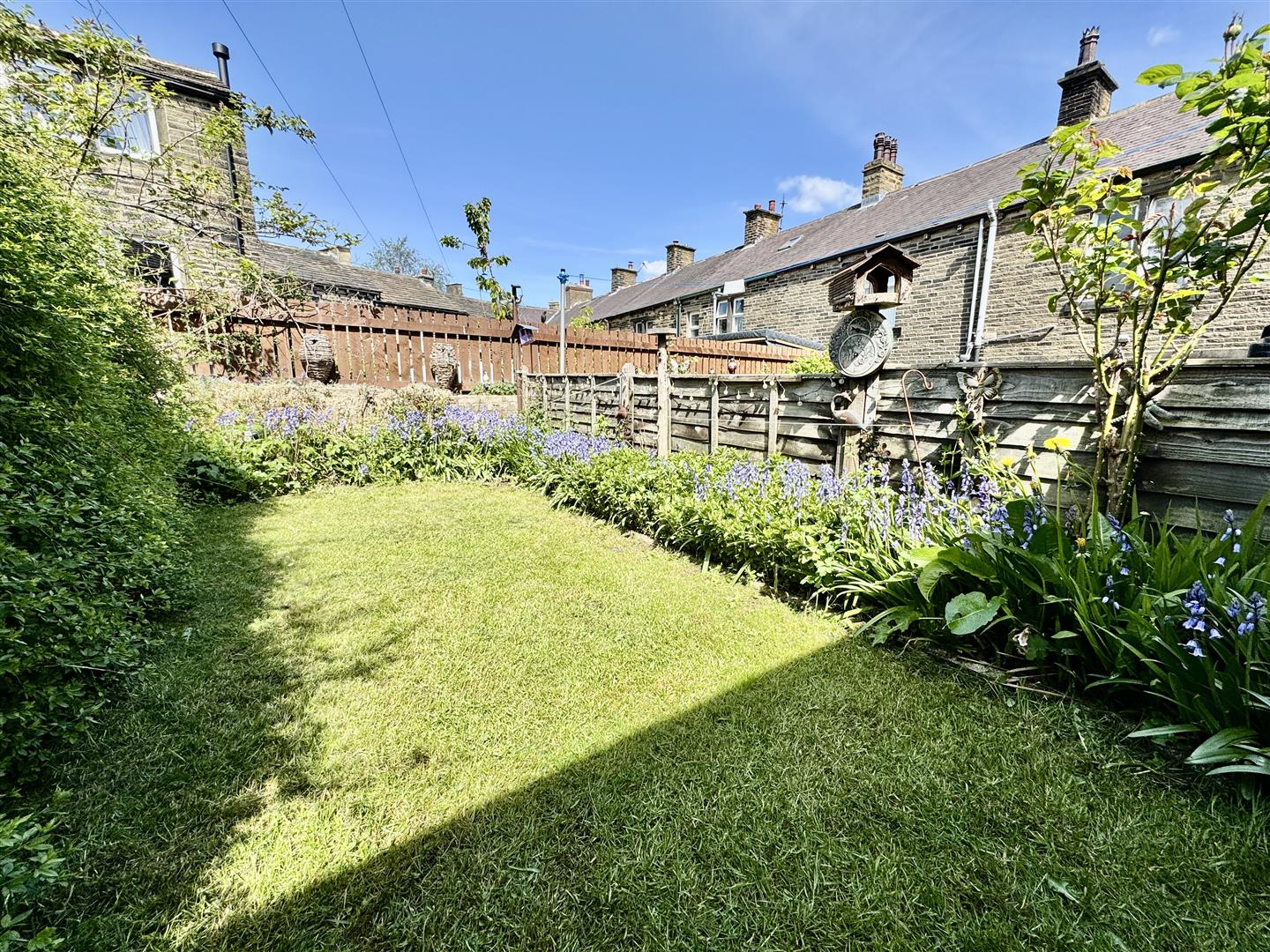 3 bed end of terrace house for sale in Clarendon Street, Haworth  - Property Image 4