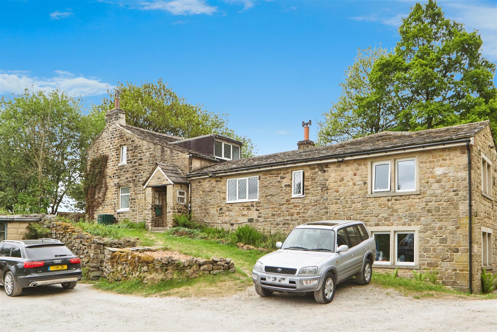 6 bed detached house for sale in Marley, Bingley  - Property Image 18