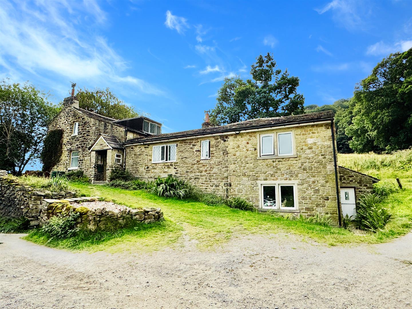 6 bed detached house for sale in Marley, Bingley, BD16 2DN
