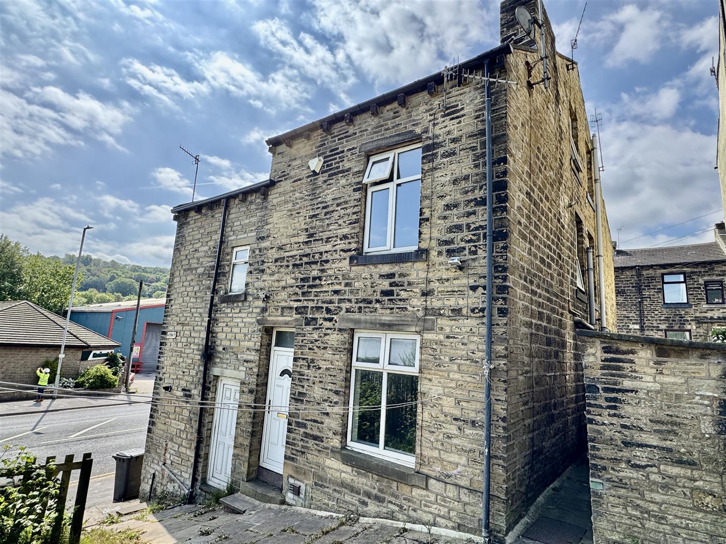 2 bed end of terrace house for sale in Acorn Street, Keighley, BD21