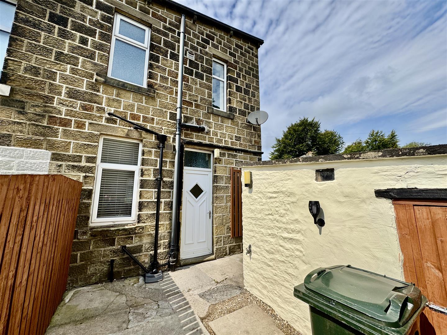 2 bed end of terrace house for sale in Apsley Street, Keighley  - Property Image 10