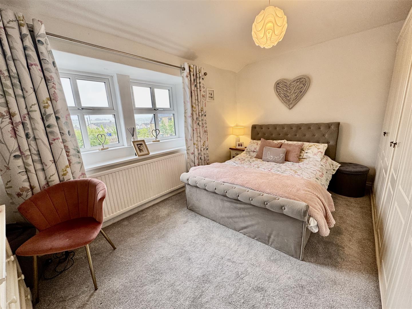 2 bed end of terrace house for sale in Bogthorn, Oakworth  - Property Image 4
