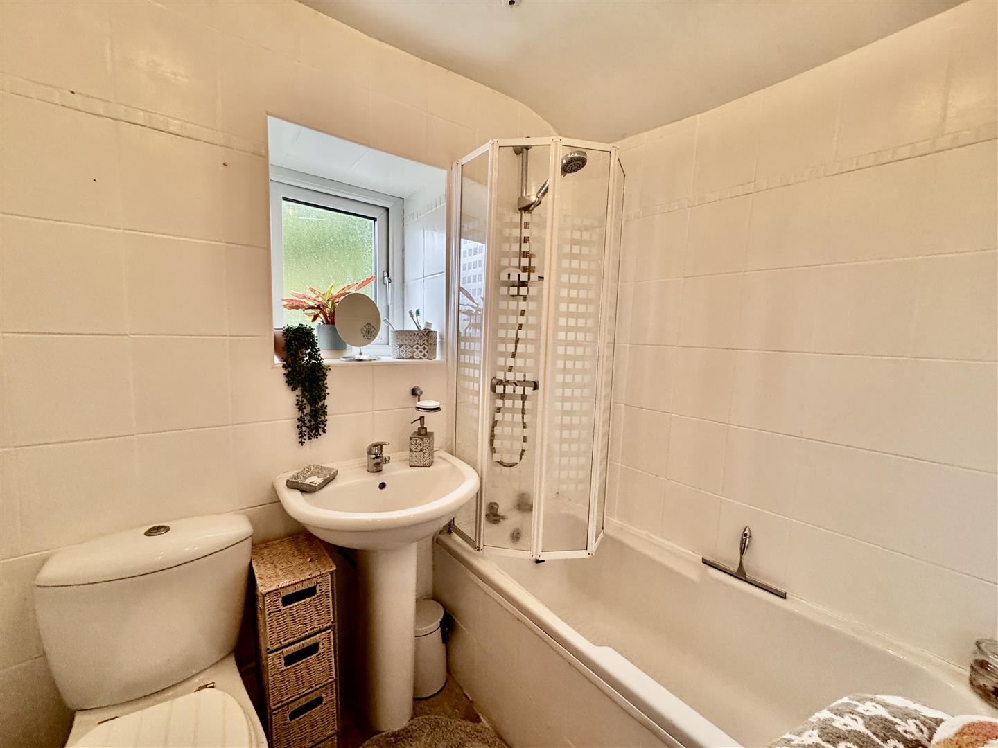 2 bed end of terrace house for sale in Bogthorn, Oakworth  - Property Image 7