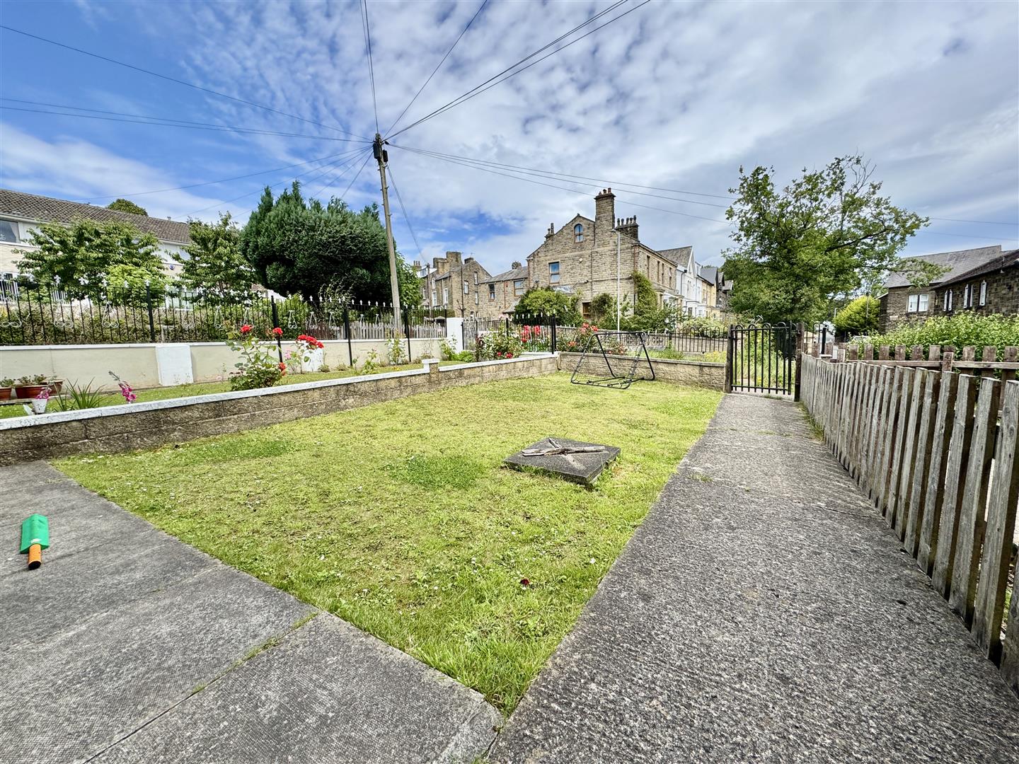 3 bed terraced house for sale in Victoria Court, Keighley  - Property Image 10