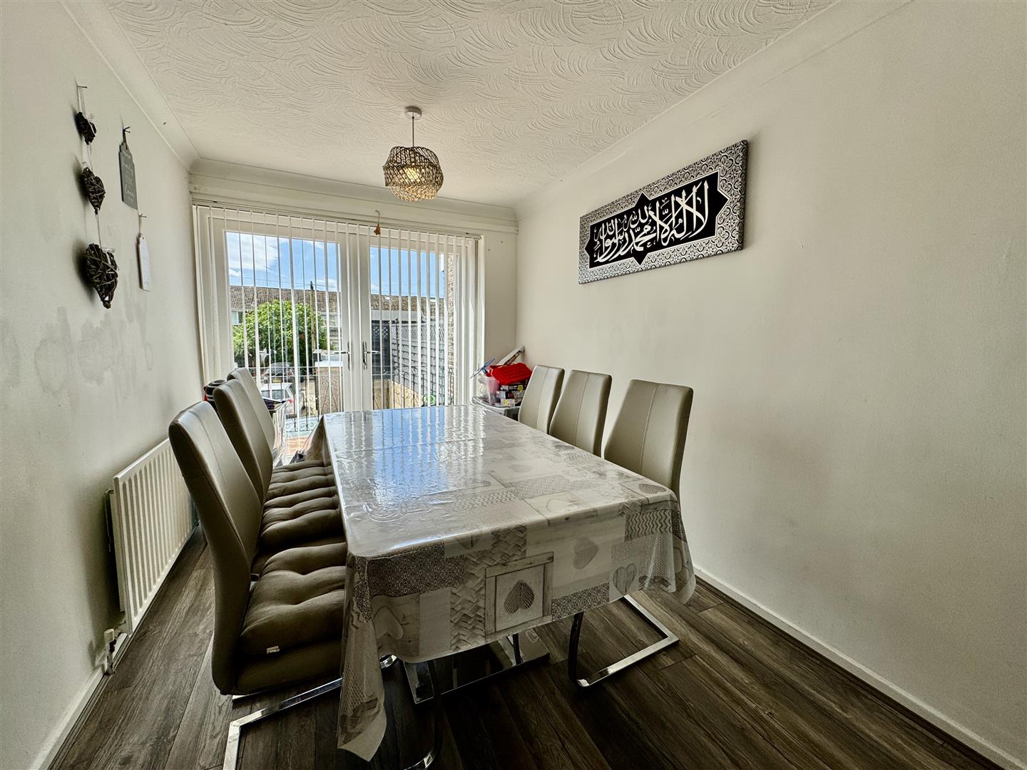 3 bed terraced house for sale in Victoria Court, Keighley  - Property Image 4
